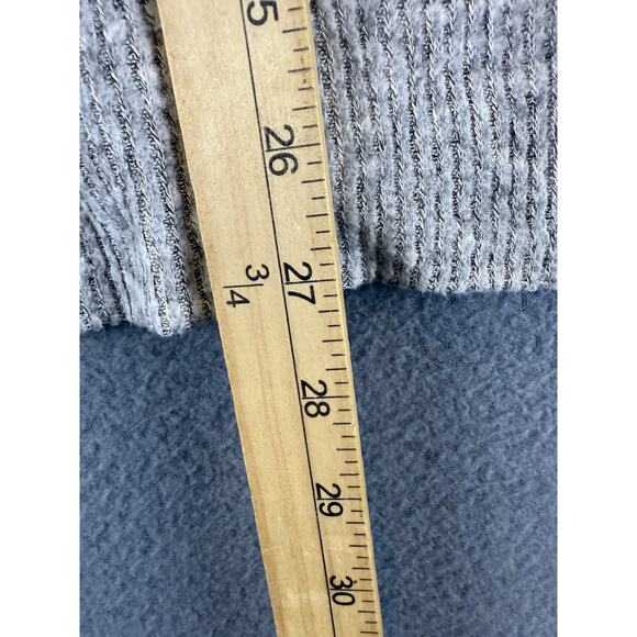 Evereve Cozy Gray Ribbed V Neck Women's Sweater Sz Small Gray - Picture 7 of 11